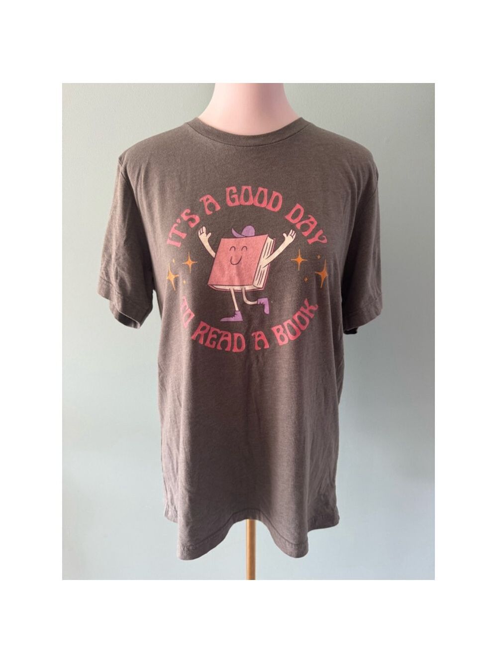 Women's Bella+Canvas Graphic T-shirt Size L Gray